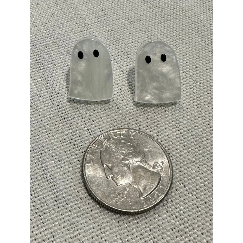 Womens Unbranded Ghost Earrings White